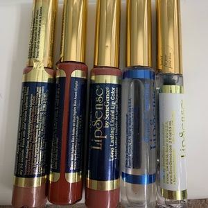 Lipsense lipgloss